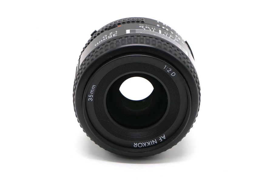 Объектив цифровой Nikon 35mm f/2D AF Nikkor