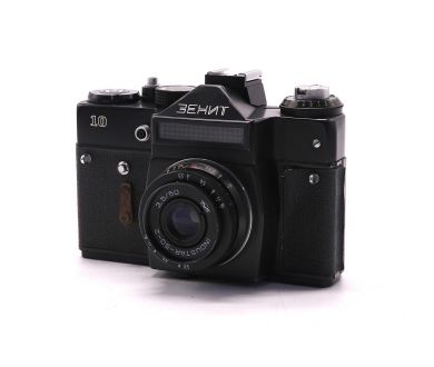 Зеркальный фотоаппарат Зенит 10 + Индустар-50-2