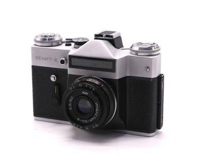 Зенит Е + Индустар-50-2 советский фотоаппарат