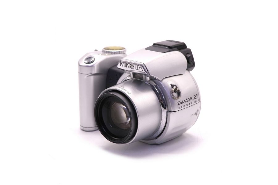 Компактная цифровая фотокамера Minolta Dimage Z1