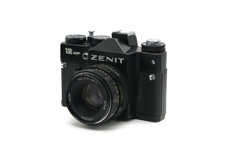 Фотокамера зеркальная Зенит-12ХР kit (СССР, 1991г.)