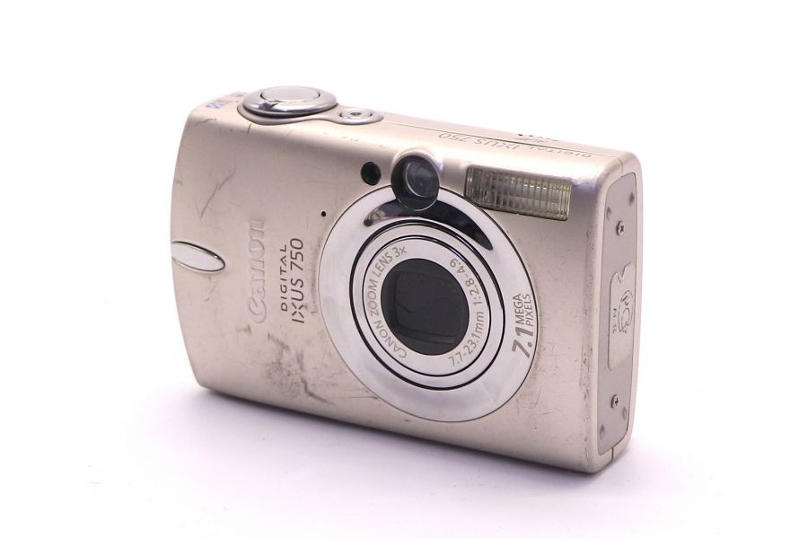 Компактная цифровая камера Canon Digital IXUS 750