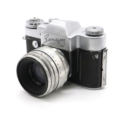 Зеркальный фотоаппарат Зенит 3М + Гелиос-44 silver