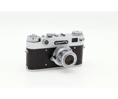 Камера Зоркий 5 + Индустар-22 (СССР, 1958)