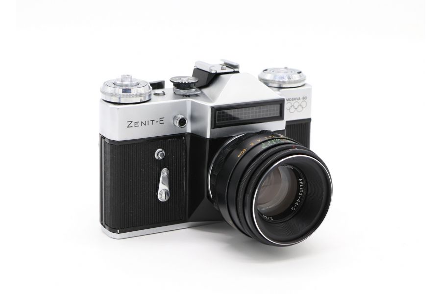 Фотоаппарат Зенит Е Олимпийский (Москва-80)