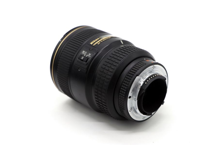 Объектив Nikon 17-35mm f/2.8D IF-ED AF-S Zoom-Nikkor