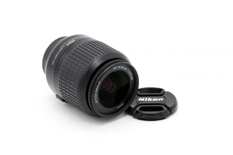 Объектив Nikon 18-55mm f/3.5-5.6G AF-S ED DX Nikkor