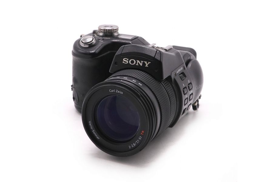 Компактная камера Sony Cyber-shot DSC-F828
