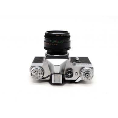 Советский фотоаппарат Зенит Е kit Гелиос-44-2 (СССР)