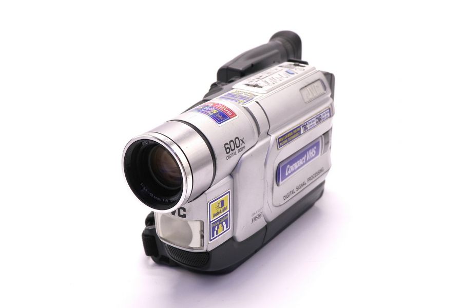 Компактная VHS-видеокамера JVC GR-FX220A