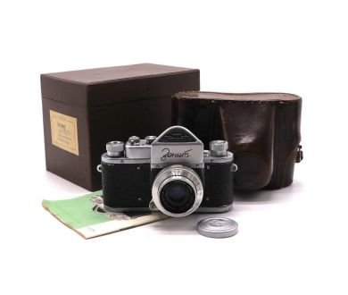 Фотоаппарат Зенит 1 в упаковке (СССР, 1954г)