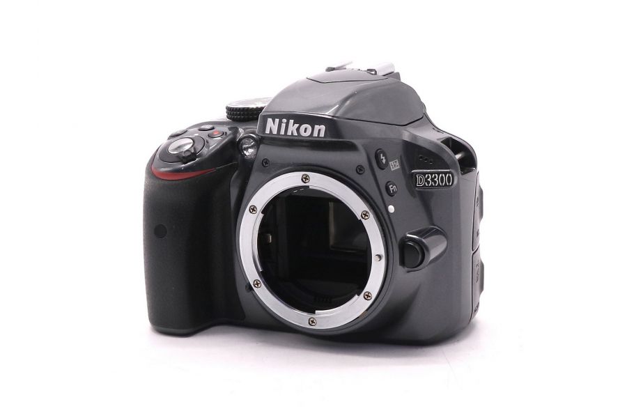 Фотокамера Nikon D3300 body (пробег 3200 кадров)