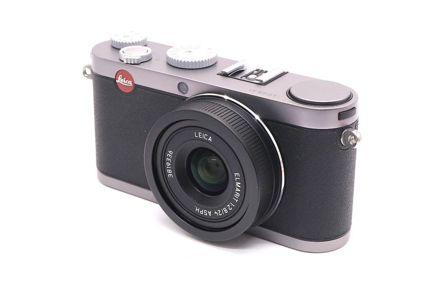 Компактный цифровой фотоаппарат Leica X1