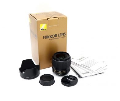 Nikon 35mm f/1.8G AF-S ED Nikkor новый в упаковке
