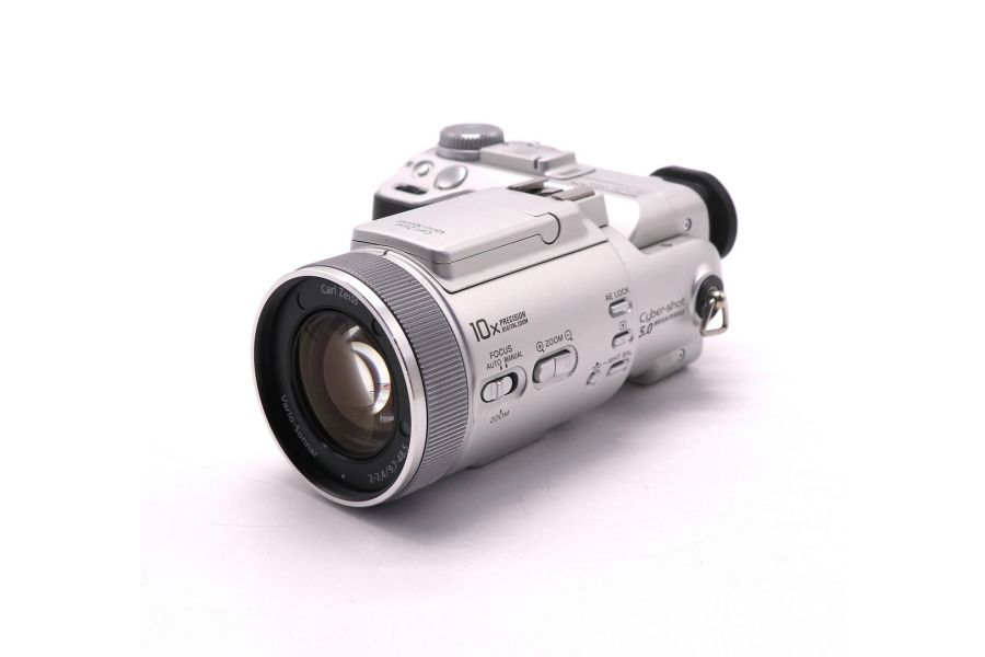 Фотоаппарат Sony Cyber-shot DSC-F717 silver