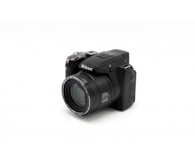 Компактная цифровая камера Nikon Coolpix P100