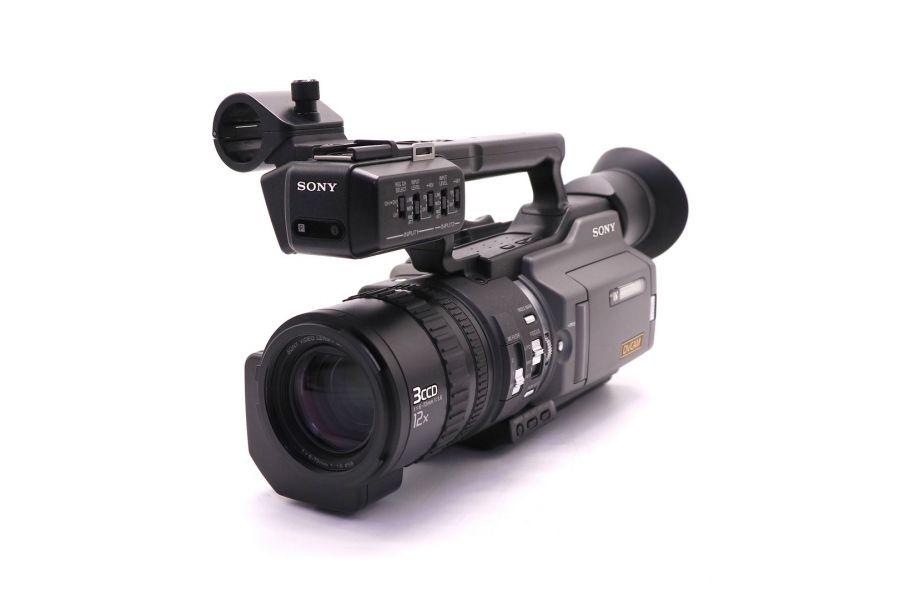 Профессиональная видеокамера Sony DSR-PD170P