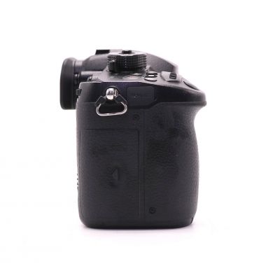 Panasonic Lumix GH5 body (пробег 8165 кадров)