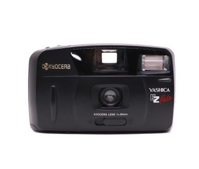Компактная аналоговая камера Yashica EZ Mate