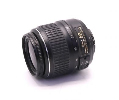 Объектив Nikon 18-55mm f/3.5-5.6G II AF-S ED DX