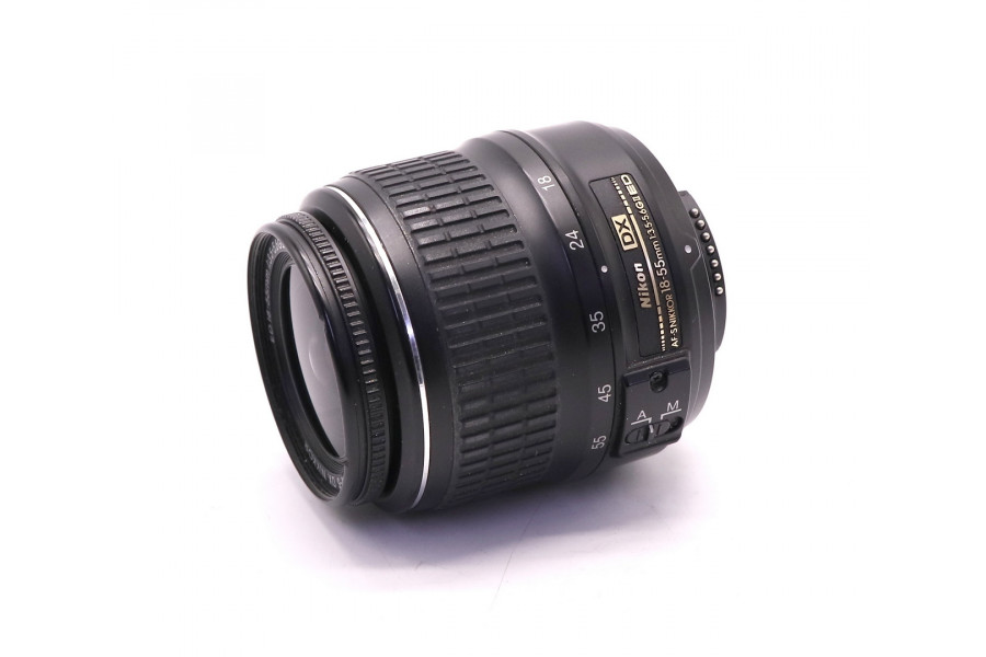 Объектив Nikon 18-55mm f/3.5-5.6G II AF-S ED DX
