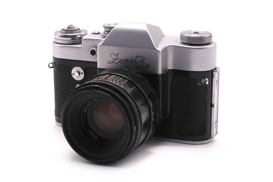 Фотоаппарат Зенит 3М + Гелиос-44 (СССР, 1965)