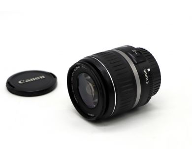 Стандартный объектив Canon EF-S 18-55mm 3.5-5.6 II