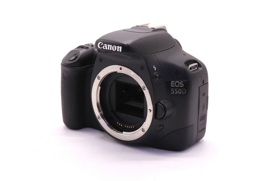 Камера Canon EOS 550D body (пробег 4660 кадров)