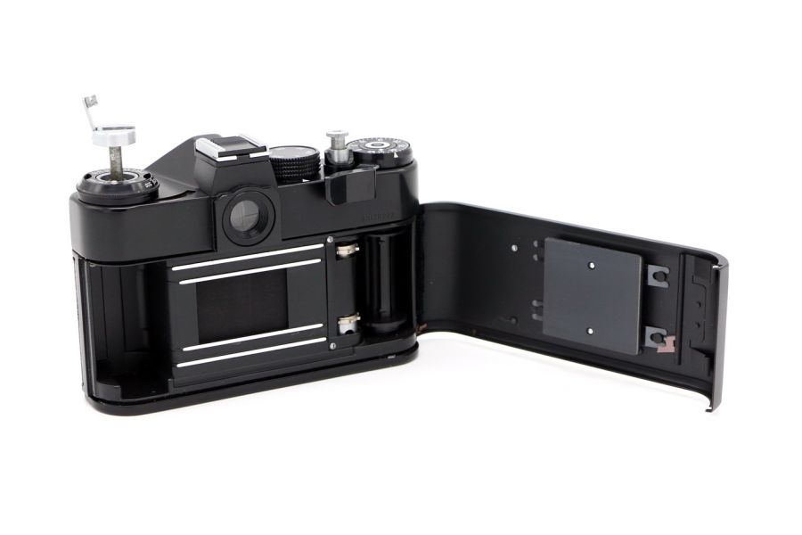 Зеркальный фотоаппарат Зенит 11 + Гелиос (СССР, 1987)