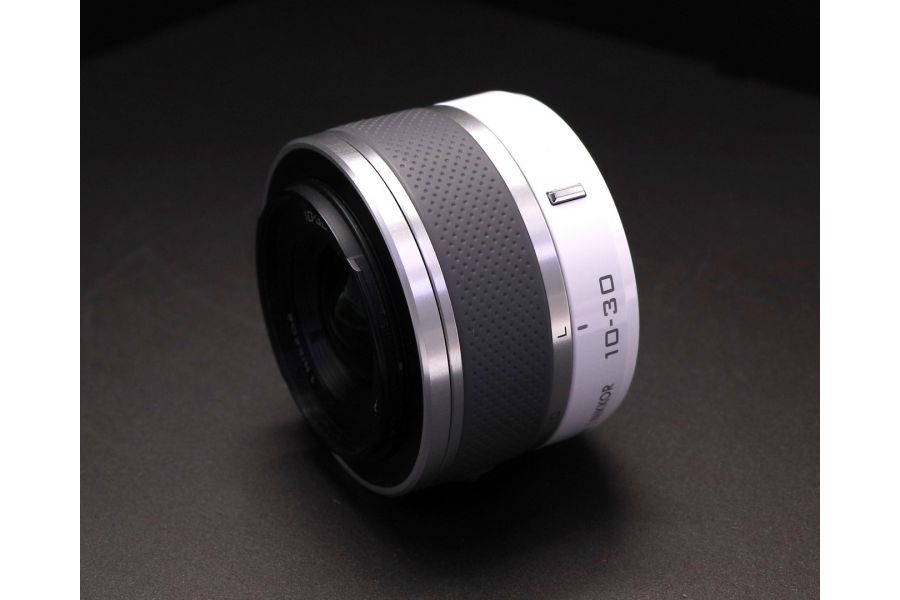 Объектив Nikon 10-30mm f3.5-5.6 VR Nikkor 1