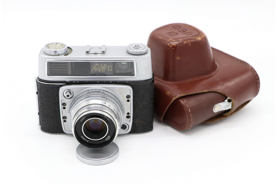 Советский фотоаппарат Фэд-10 (СССР, 1966 г.)