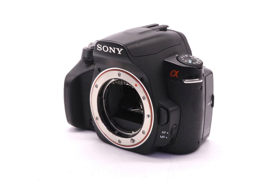 Фотокамера зеркальная Sony A230 body (пробег 17700 кадров)