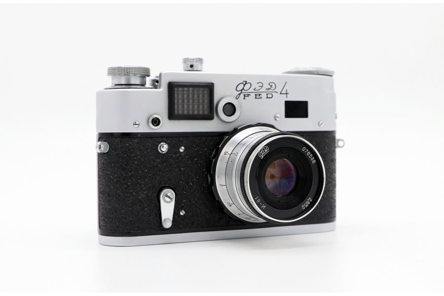 Фотоаппарат Фэд 4 / Fed 4 безкурковый (1964)
