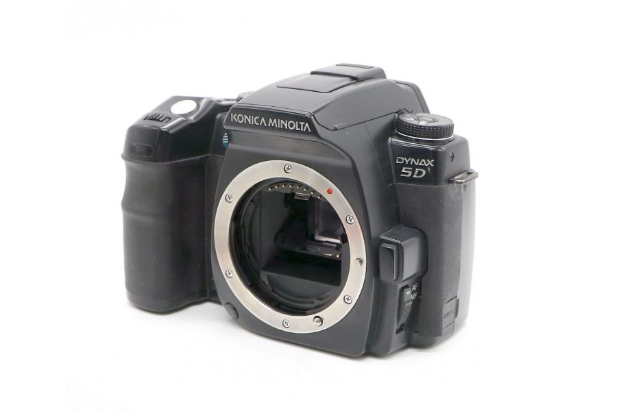 Фотокамера зеркальная Konica Minolta Dynax 5D body