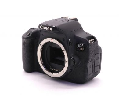 Canon EOS 700D body (пробег 39330 кадров)