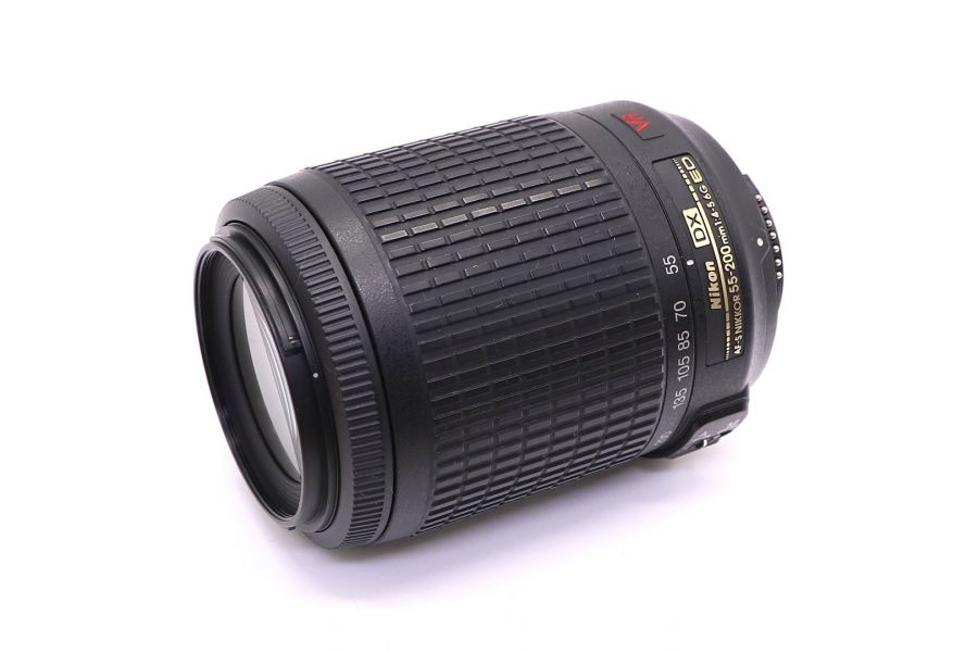 Цифровой Nikon 55-200mm f/4-5,6G AF-S DX VR IF-ED Zoom-Nikkor