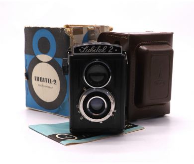 Советский фотоаппарат Любитель 2 в упаковке