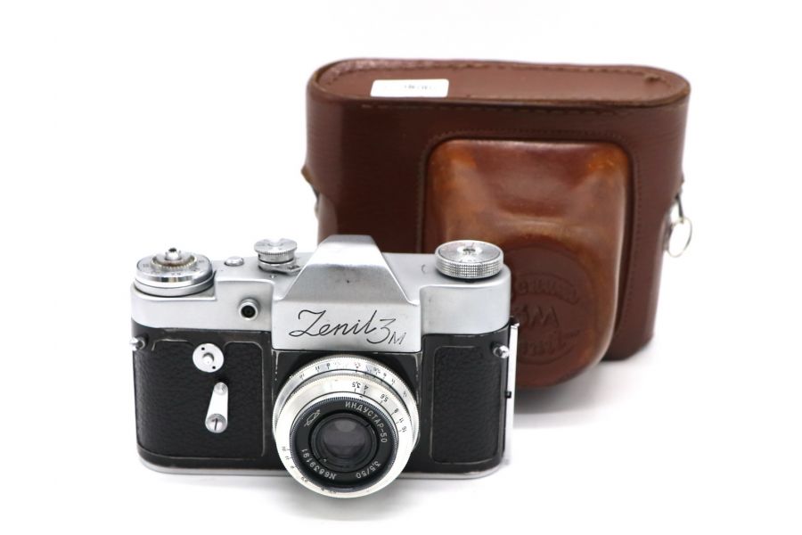 Зеркальная фотокамера Зенит-3М / Zenit-3M (СССР)