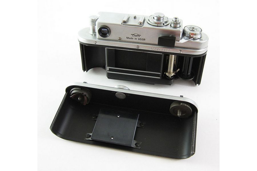 Зоркий 4К / Zorki 4K + Индустар-50 (СССР, 1975)