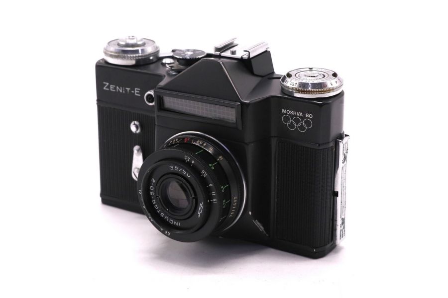 Редкий Зенит Е Москва-1980 + Индустар 50-2 (черный)