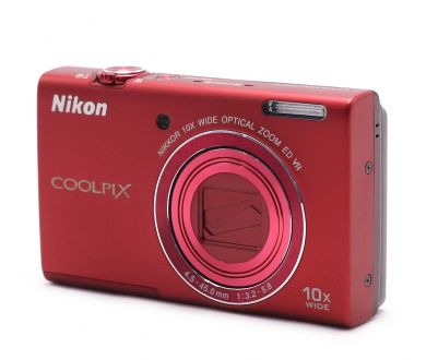 Фотоаппарат компактный Nikon Coolpix S6200