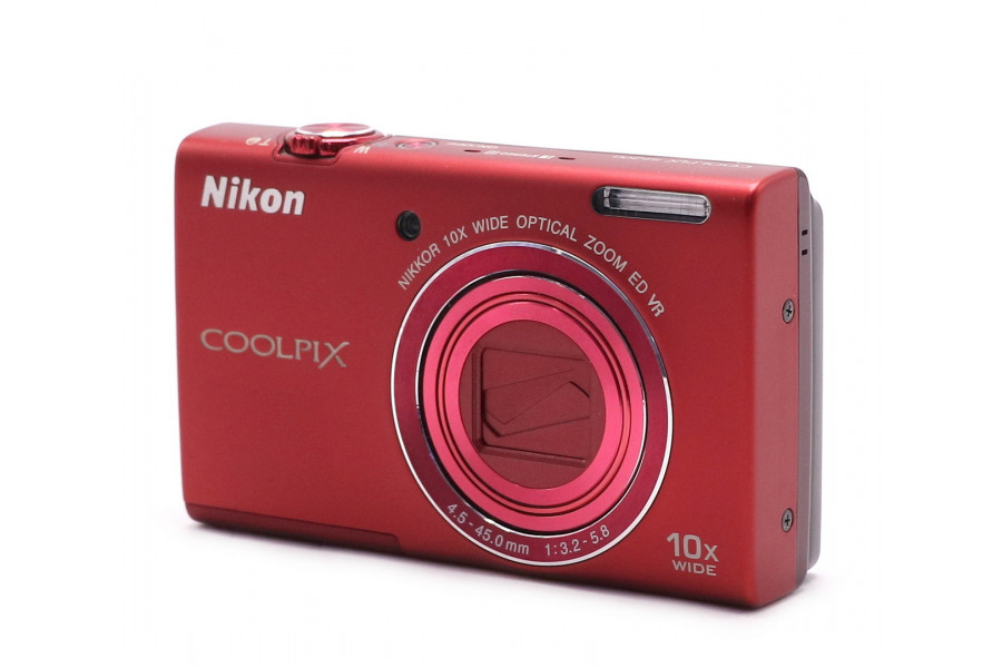 Фотоаппарат компактный Nikon Coolpix S6200