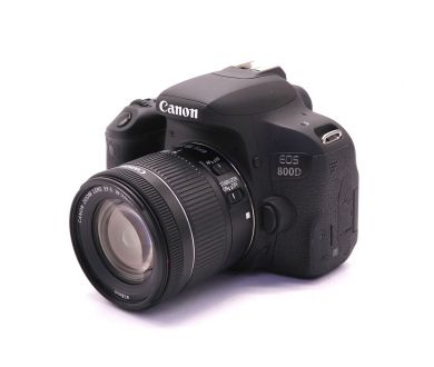 Камера Canon EOS 800D kit (пробег 115 кадров)