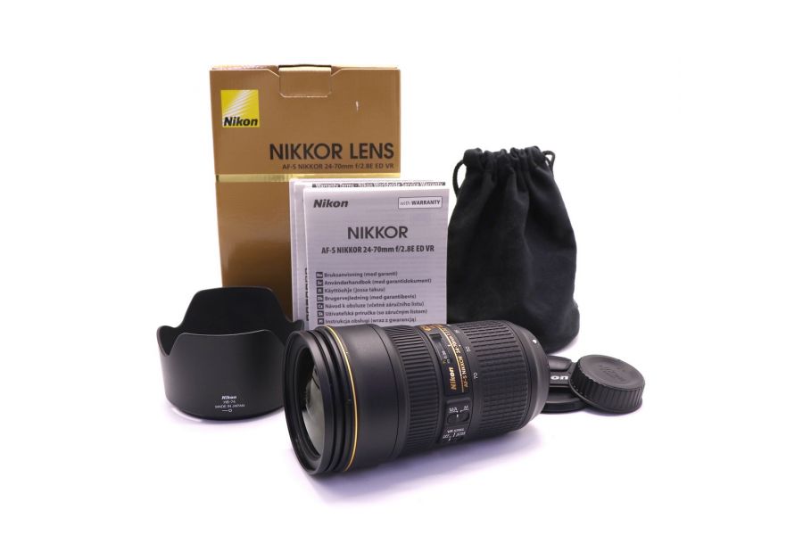 Объектив Nikon 24-70mm f/2.8E ED VR AF-S Nikkor в упаковке