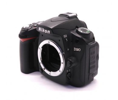 Nikon D90 body (пробег 13510 кадров)