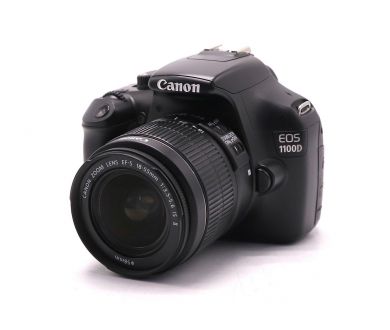 Canon EOS 1100D kit (пробег 1940 кадров)
