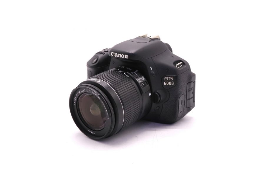 Фотокамера Canon EOS 600D kit (пробег 18710 кадров)