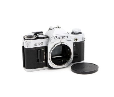 Фотоаппарат зеркальный пленочный Canon AE-1 body