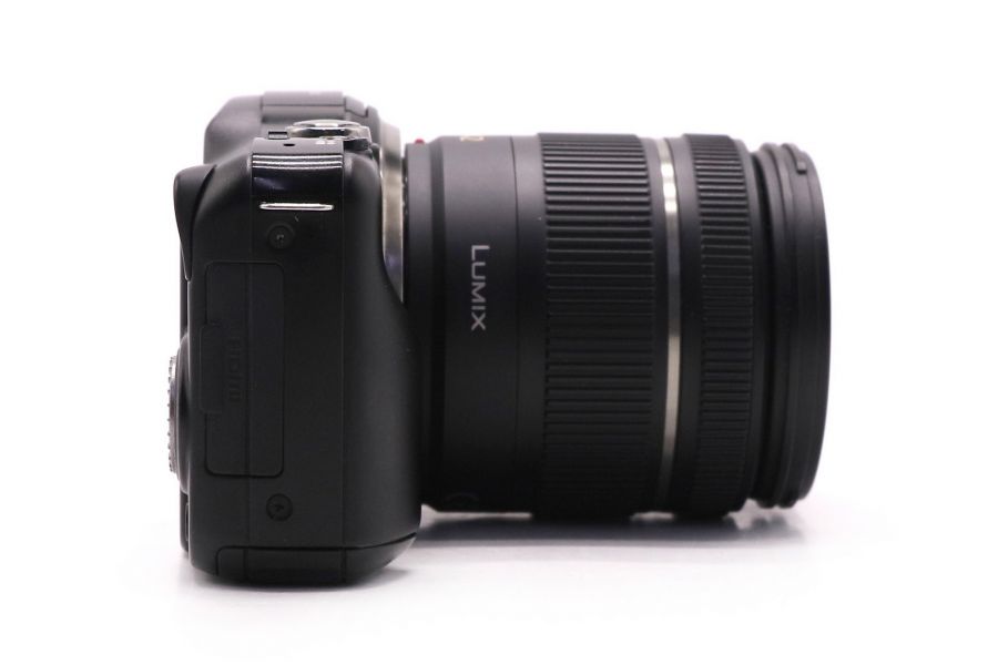 Panasonic Lumix DMC-GF3 kit black (пробег 3165 кадров)