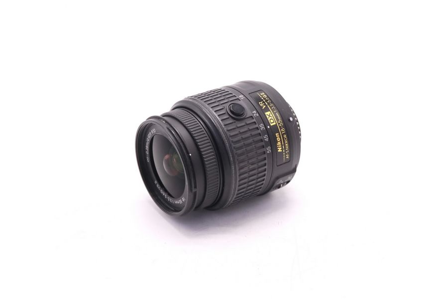 Nikon 18-55mm f/3.5-5.6G AF-S VR II DX Zoom-Nikkor неисправный